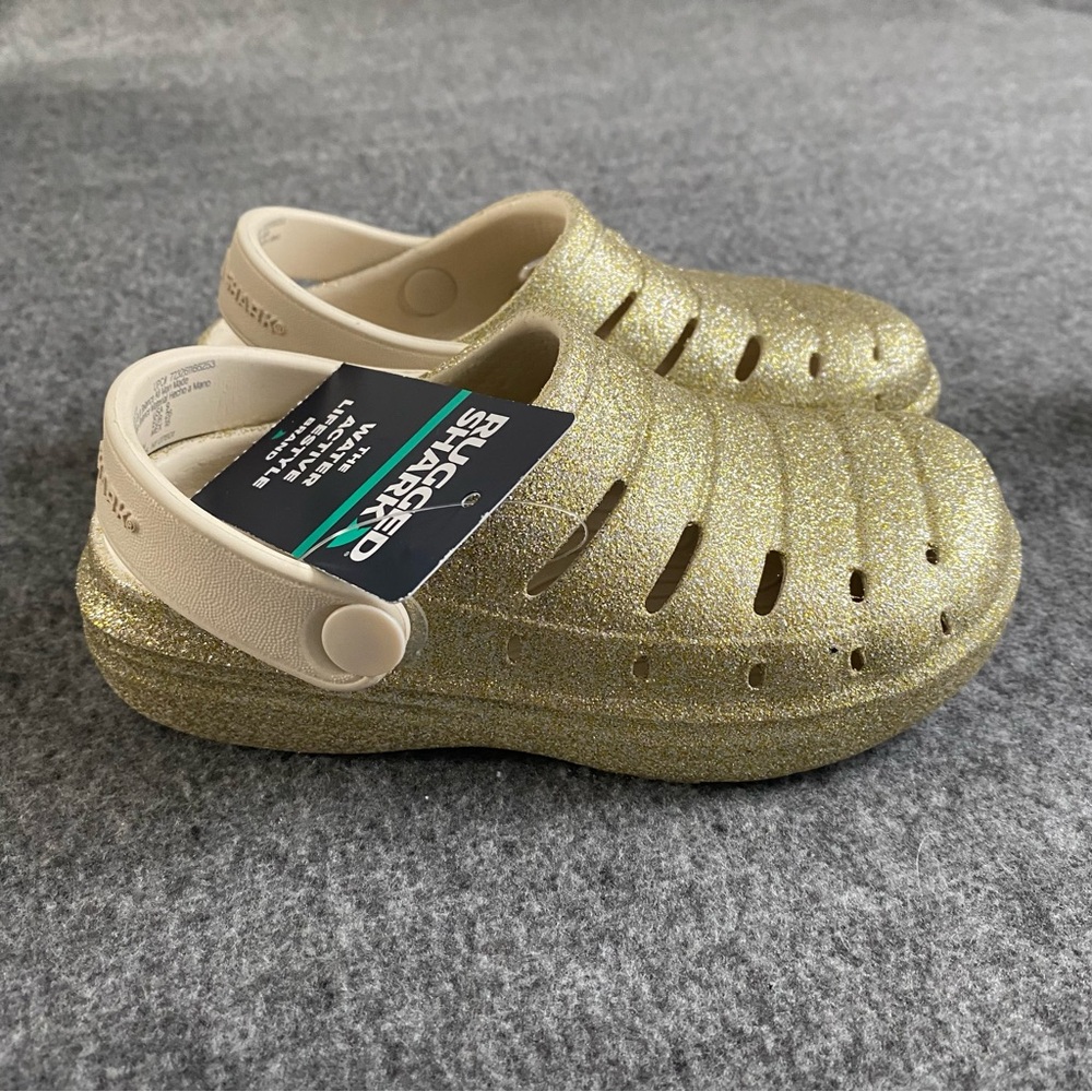 Rugged Shark Girls‎ Shoes Size 9 Washable Floatable Comfortable Gold Slip On New
